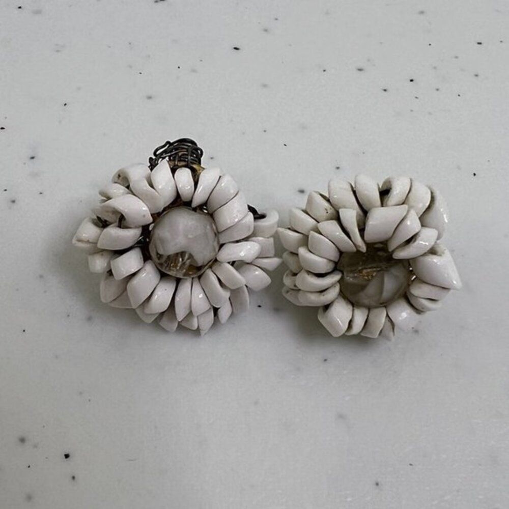 Vogue Clip On Earrings Vintage White Beaded Round Gold Tone Cluster Used, wire w
